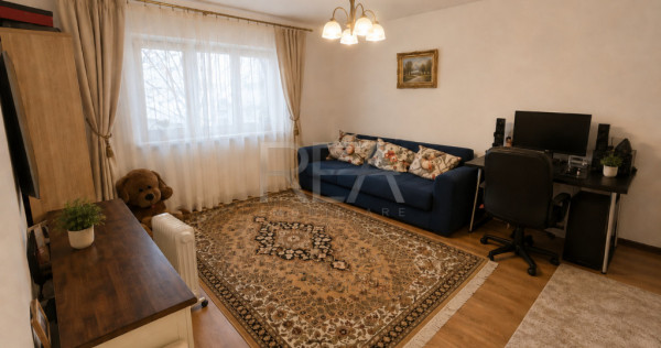 2 camere Timpuri Noi decomandat, parcare, an 1993, metrou, 5
