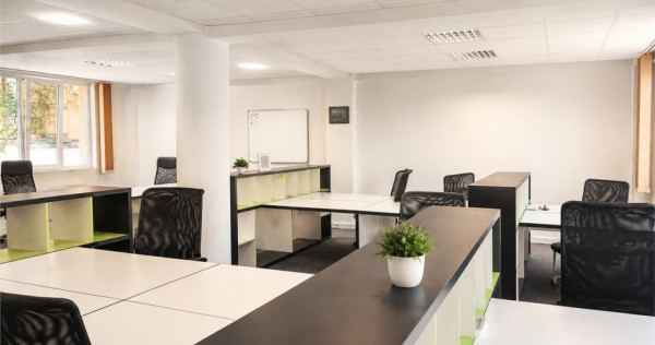 Spatiu, configurat pe trei niveluri, Central, Brasov