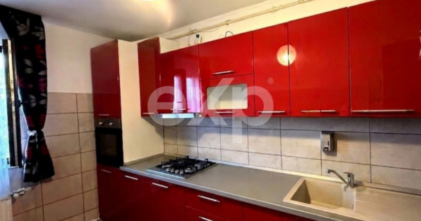 Apartament 3 camere transformat &icirc;n 2 | Etaj intermediar
