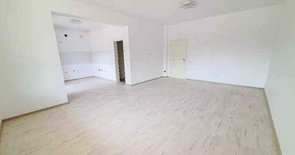 Spatiu Comercial Central Pitesti
