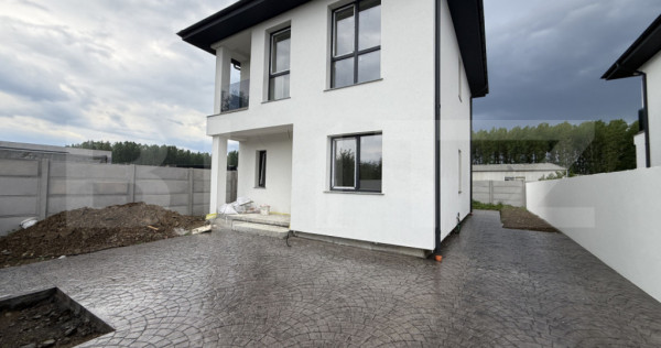 Casa de vanzare, 110 mp utili, zona Botiz