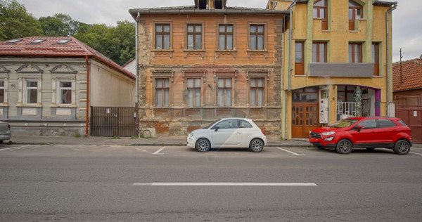 Clădire pt clinică stomatologică 10 camere, S + P + E,...