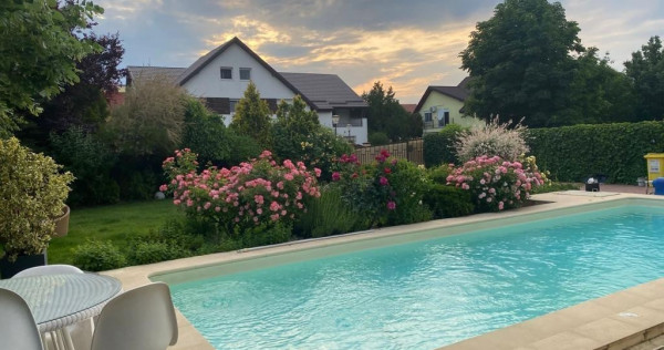 VILA 7 CAMERE l LUX l PISCINA l CURTE LUXURIANTA l GARAJ ...