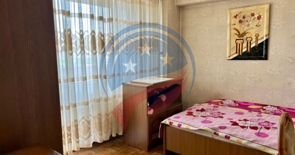 Apartament 3 camere decomandat, 2 băi, Ultracentral, eta...