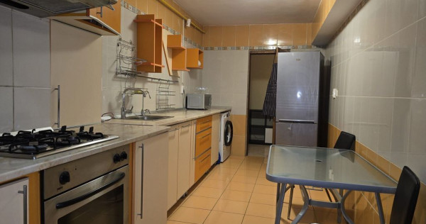 De inchiriat apartament cu 3 camere, Ultimul Leu, 600 Euro