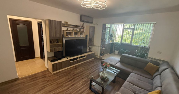 Apartament 3 camere zona Central