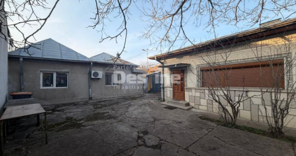 Casa +Teren intravilan 900 mp ( 2 corpuri de casă )Calea Gi
