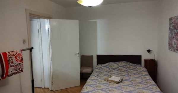 Apartament de inchiriat cu 3 camere Disponibil