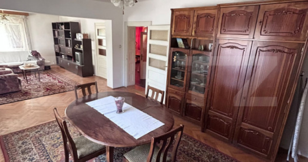 Proprietate 160 mp utili, 1.046 mp teren, centrul din Moșni