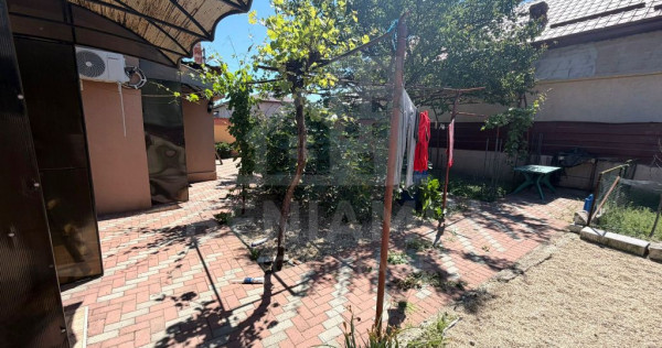 Casa pe parter in cartierul Romanesti