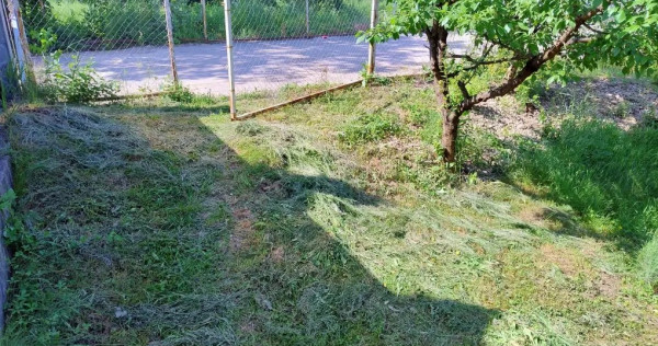 Teren &icirc;n Vălenii de Munte 870 m&sup2;