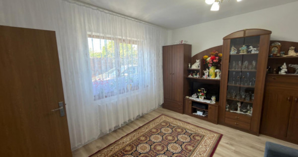 Casă 3 camere de vanzare in zona Medeea - CET | Curte Gener