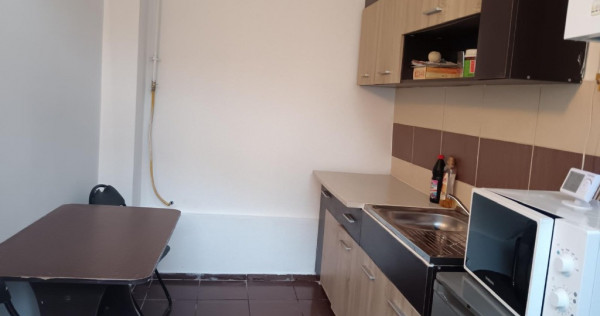 Al .Marasti, garsoniera/spatiu comercial