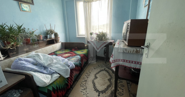 Apartament 75 mp | Balcon 7 mp, ideal pentru renovare și pe