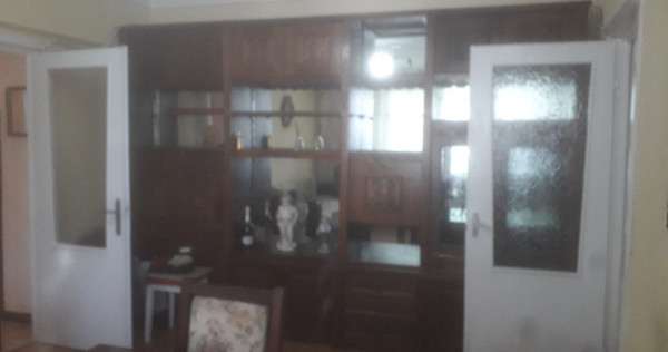 Apartament Cu 2 Camere Semidecomandate - Etaj 3 Zona Ultracentrala