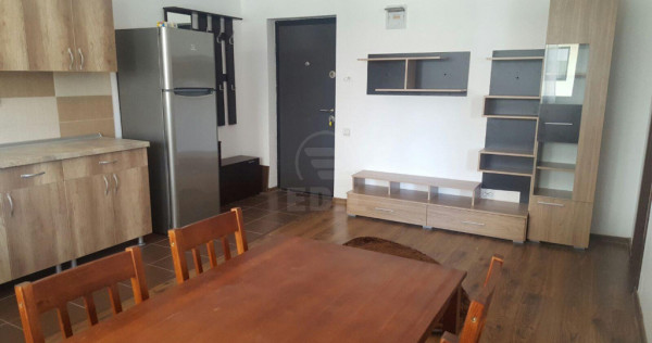 Apartament 2 camere semidecomandat zona Catanelor