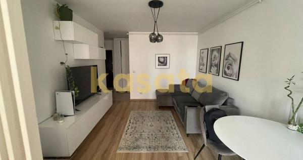 Apartament 2 camere tip studio, luminos, loc de parcare