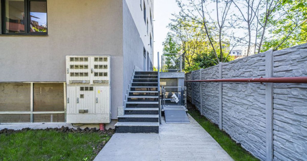 3 CAMERE- 80 mp, Decomandat, Militari langa METROU, liber...