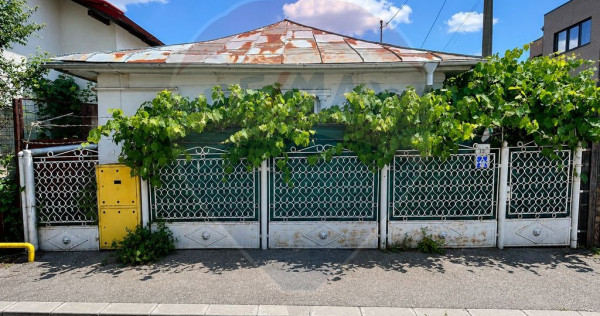 Casă / Vilă cu 5 camere de v&acirc;nzare &icirc;n zona Traian