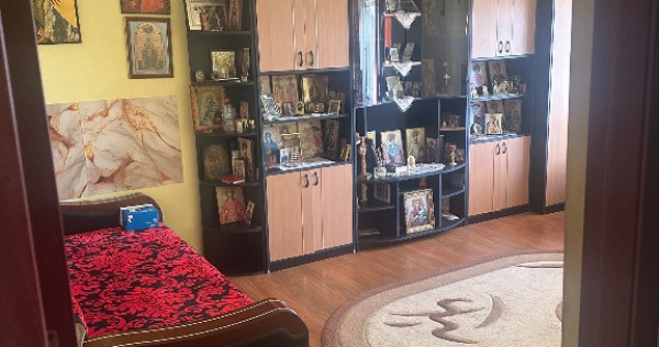 Apartament 3 camere Buzaului