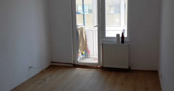 Garsoniera renovata | Balcon | zona Astra