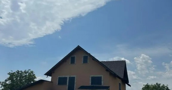 Casa de v&acirc;nzare Roznov Slobozia Neamt