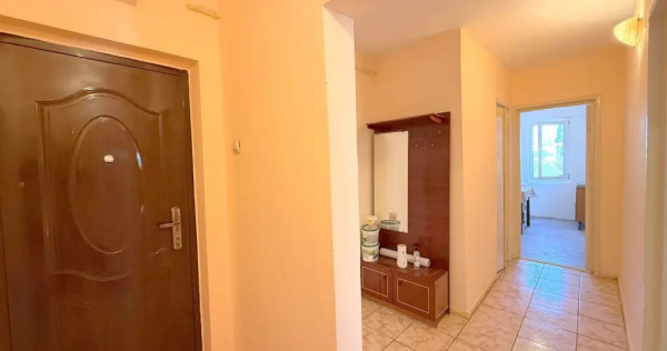 Apartament 2 camere &icirc;n Micro 17 &ndash; Vedere dublă și potențial excelent!
