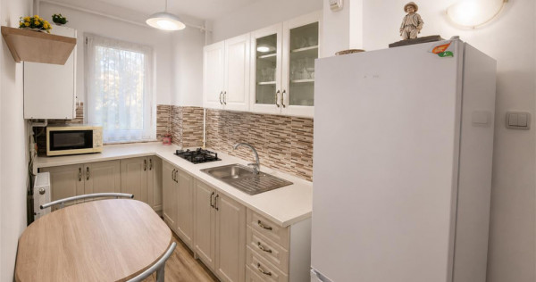 Apartament 2 camere, recent renovat, parter, loc parcare, zo