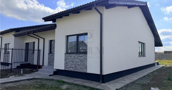 Duplex pe plan - compartimentare practica - 3 bai - teren 37