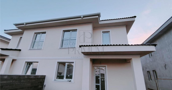 Duplex modern - bucatarie separata - zona in plina dezvoltar