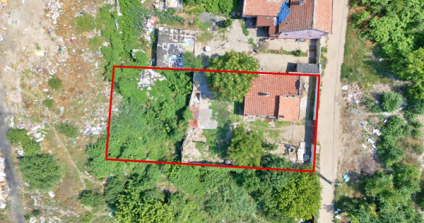 Casă de renovat sau demolat, cu teren de 601 mp, &icirc;n Arad