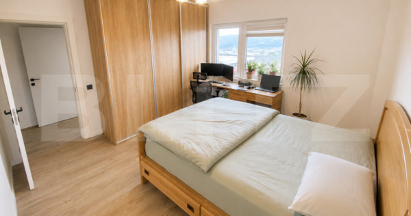 Apartament 3 camere, 68 mp, terasa 23 mp, etaj intermediar,