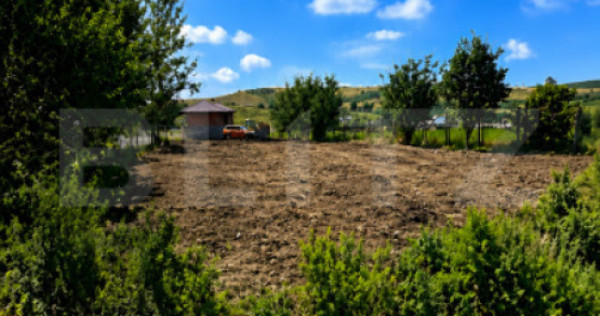 Teren de vanzare&ndash; 942 m&sup2; | Zăvoaie, Bistrita | Acces di