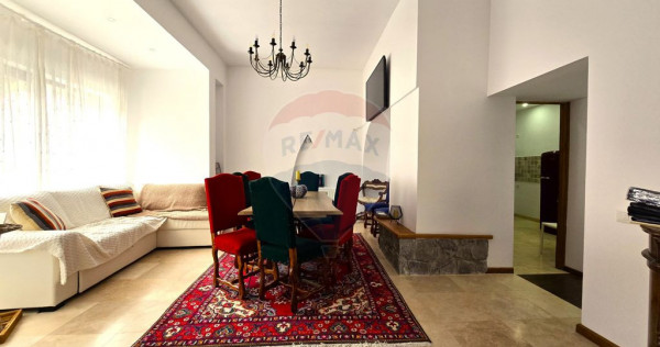 Casă / Vilă Busteni, vedere spre Caraiman