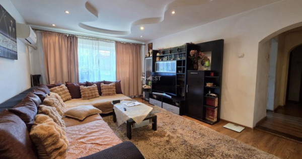 Apartament 3 camere, etaj 3, Dacia