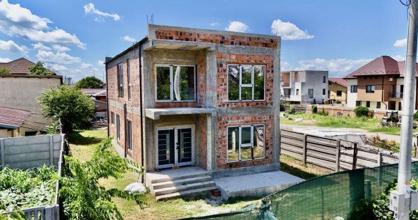 Casă la rosu P+1 de v&acirc;nzare &icirc;n Chitila | 5 camere | 40...