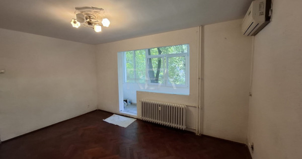 3 camere, et 1/4, anvelopat, 66 mp-Apusului