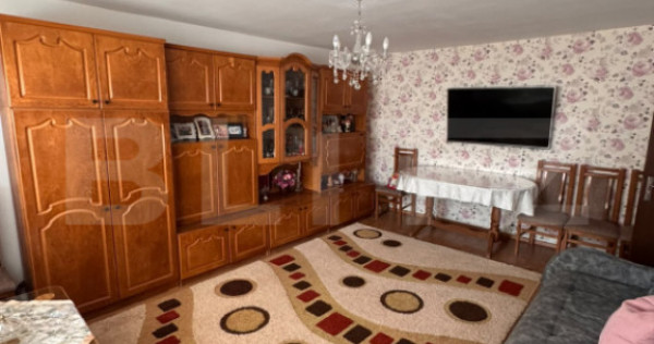 Apartament 2 camere, 63 mp, decomandat, zona Obcini