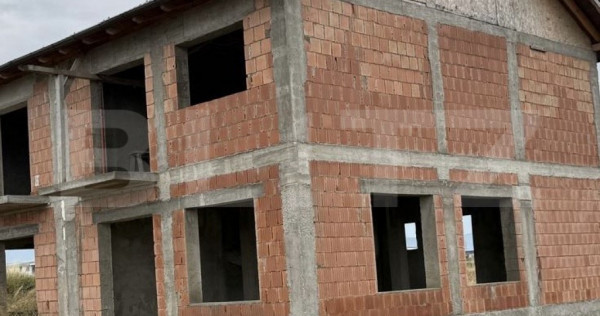 Casa tip Duplex cu 4 camere, 117 mp utili, teren 385 mp, Izv