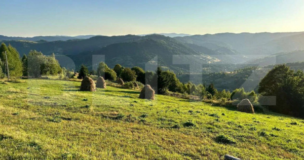 Teren cu panorama, sat Teiu, Comuna Horea, 1100 m altitudin