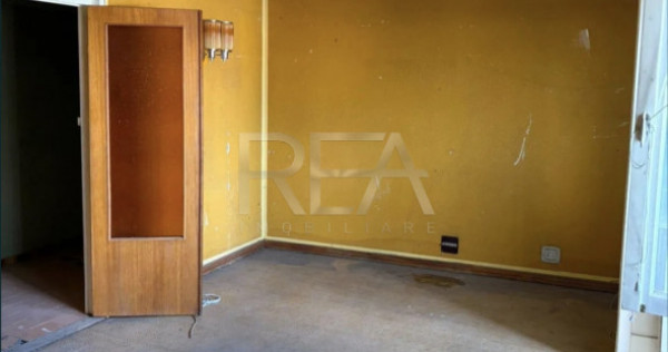 4 camere, 6/14, anvelopat, 114mp, CENTRALA, bloc 1979-Lujeru