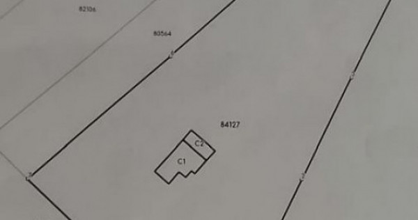 Teren 4226 mp si casa de renovat in loc. Babana, jud. Arges