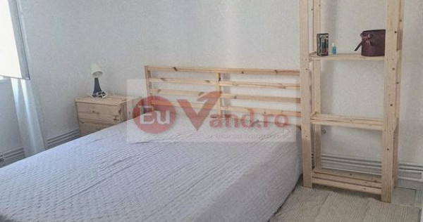 De inchiriat apartament 2 camere, Piața Centrală, 450 euro