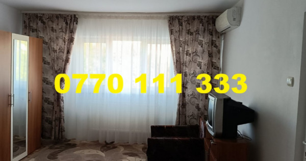 - Apartament 1 camera, zona Calarasi 4, etaj 2.