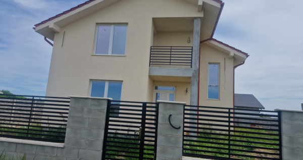 Casa cu 5 camere, 617 mp teren, Mosnita Veche