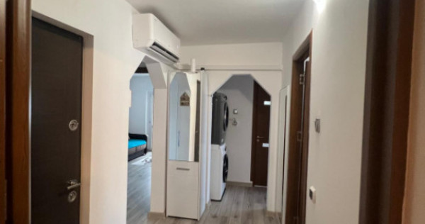Apartament 3 camere, 61.06 mp, zona Craiovita Noua