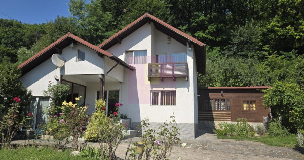 Casa 5 camere de vanzare in Mislea