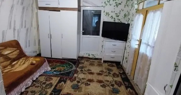 Casa batraneasca 35km de București pret negociabil repet Negociabil