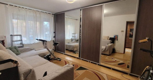 Apartament 3 camere zona Craiter,decomandat,130000 Euro