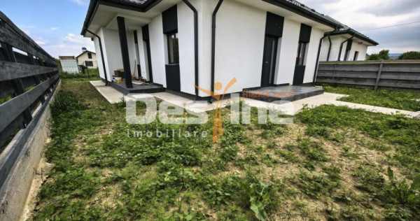 Casă individuală 3 camere 2 bai 313 mp teren Lunca Ceta...